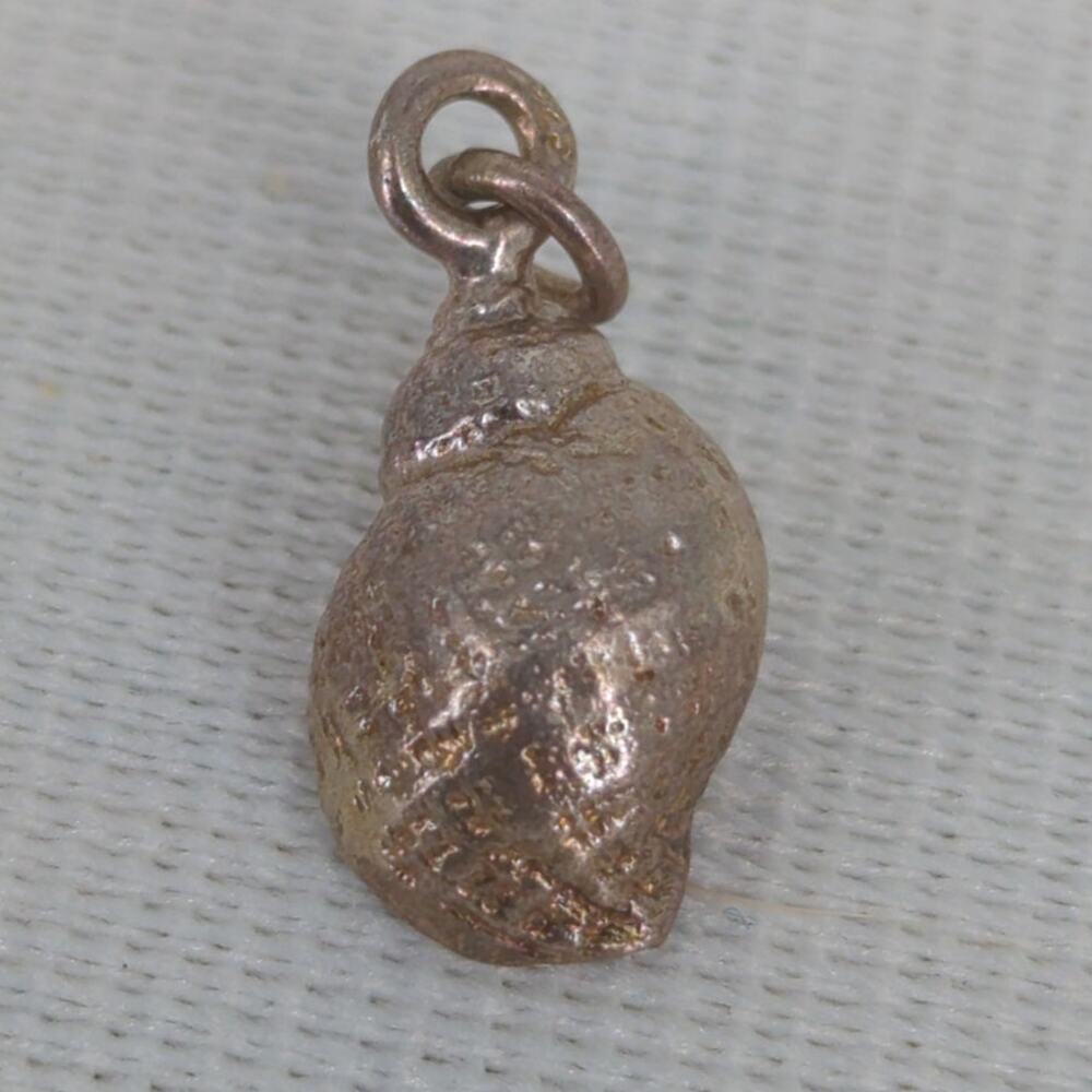 Vintage Silver Tone Metal Seashell Charm Pendant Coastal Beachy Aesthetic